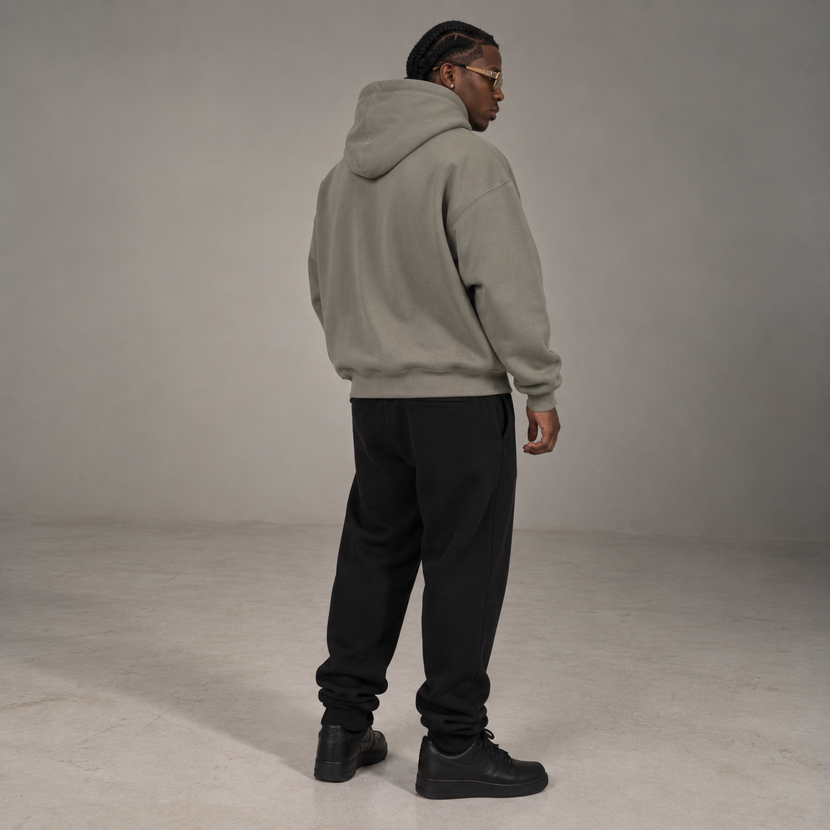 Sage Essential Hoodie - quyttro