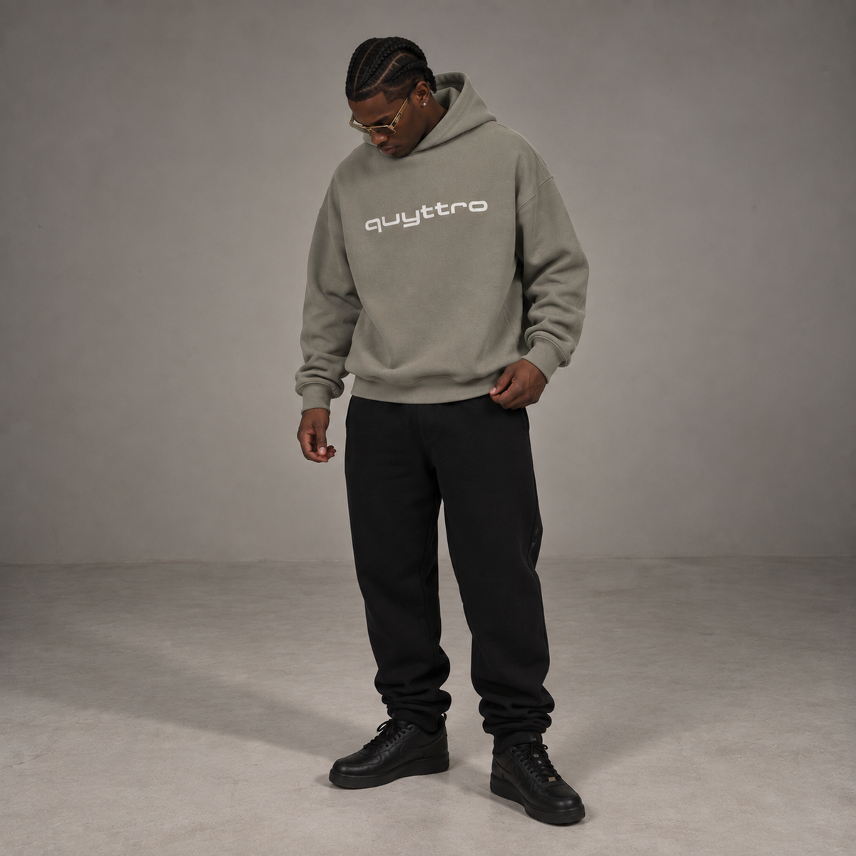 Sage Essential Hoodie - quyttro